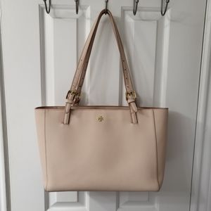 Tory Burch | Small York Bucket Tote
